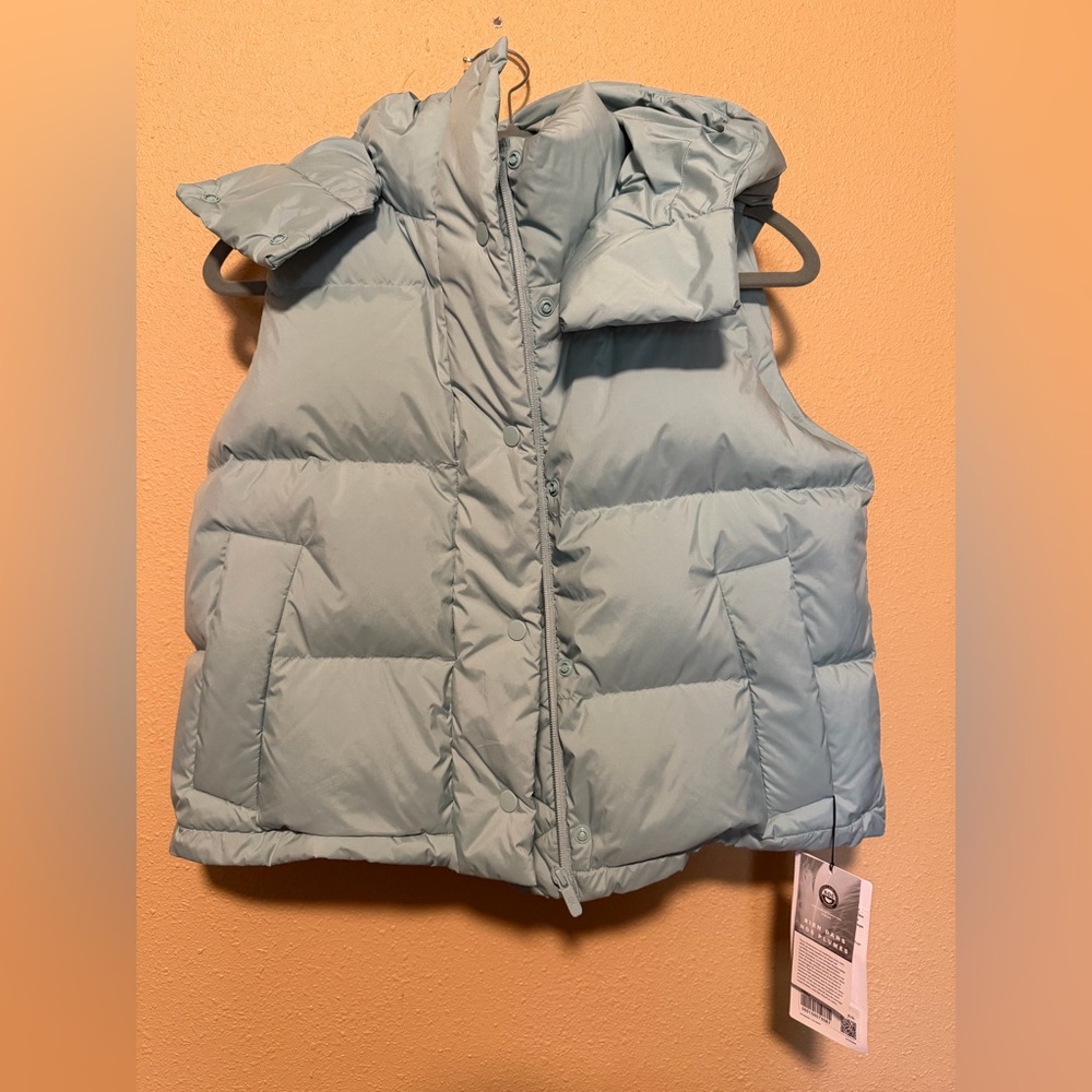 lululemon athletica blue cropped Vest